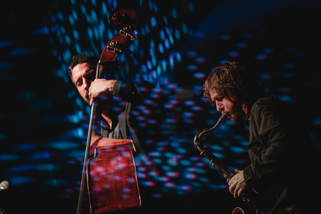 Zvonimir Šestak Groove Assembly u rasprodanom Arsenu pokazali raskoš jazz glazbe