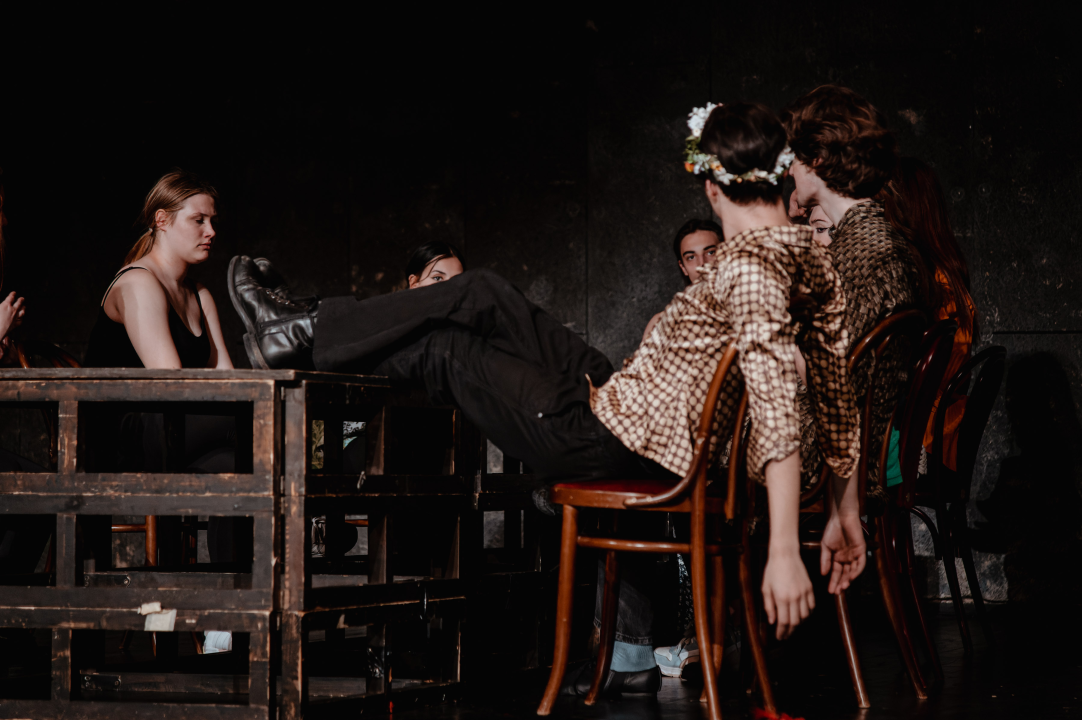 Fenomenalna predstava dramskog studija Ivana Jelić: ‘Repertoar’ traži granicu umjetnosti i profita