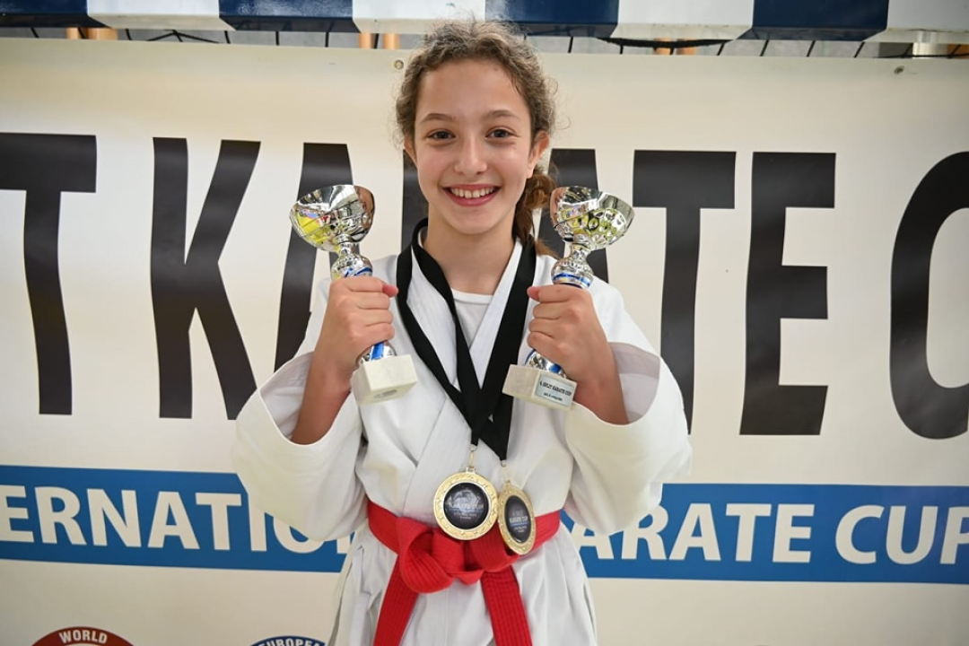 KK Okit opet najbolji: Iz Splita se vratili sa 42 medalje i peharom za najbolji klub turnira  