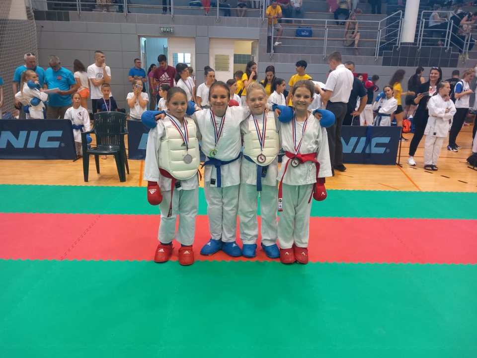 Neo Turčinov i Nela Lukin u Murter donijeli srebro i broncu