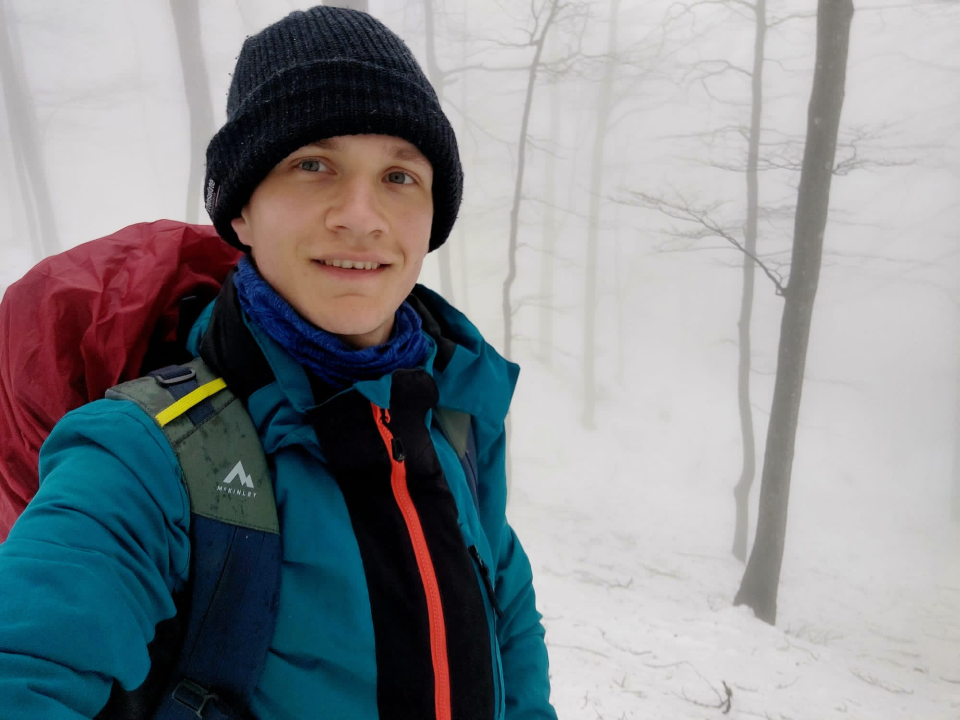 Kninjanin Ivan Džepina obišao 158 hrvatskih vrhova, a na posljednjem je zaprosio djevojku