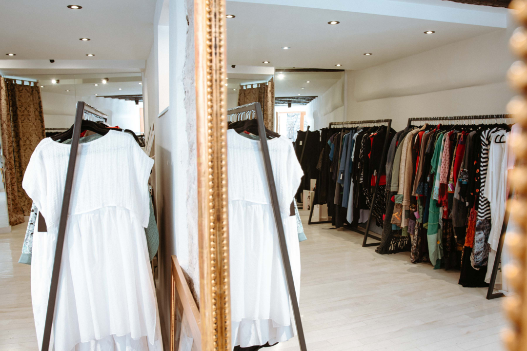 Galerija Juraj Dalmatinac slavi 9. rođendan i časti vas popustima!