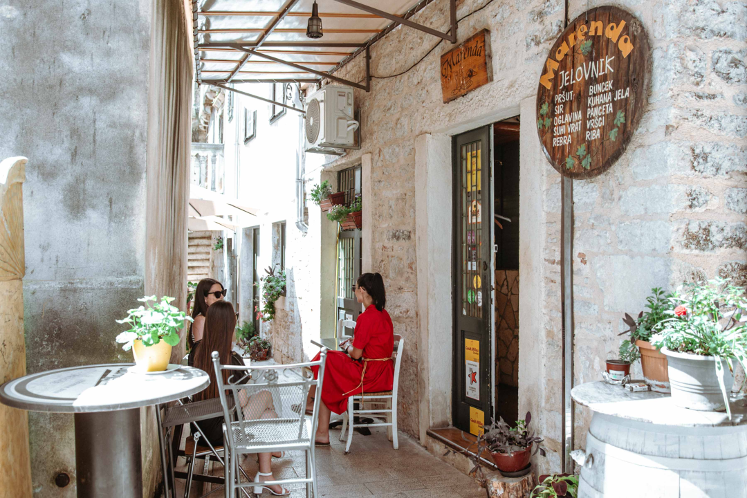 Marenda kakva je nekad bila, u hladu šibenskih kala uz mirise koji vraćaju u prošlost