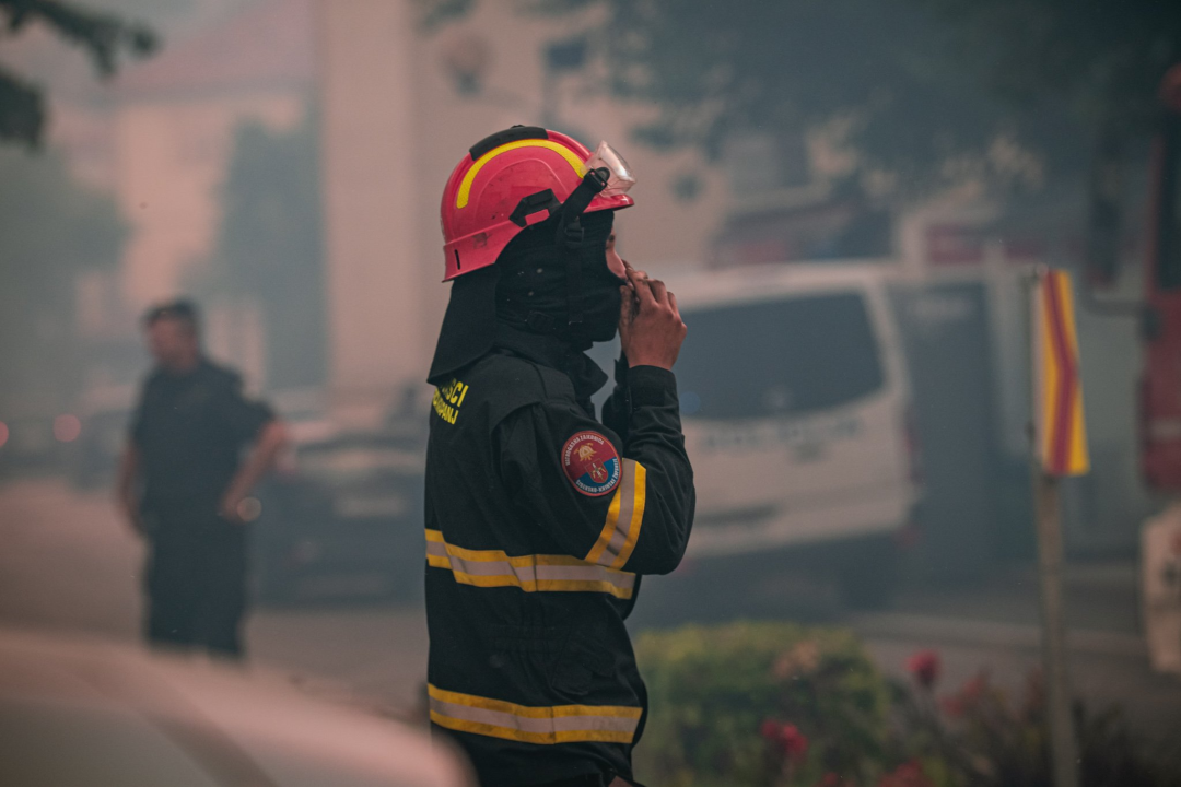 Godišnjica strašnog požara u Zatonu i Raslini: ‘Sjećam se bijele pjene koja lebdi zrakom ispunjenim dimom. Vrijeme je stalo’ 
