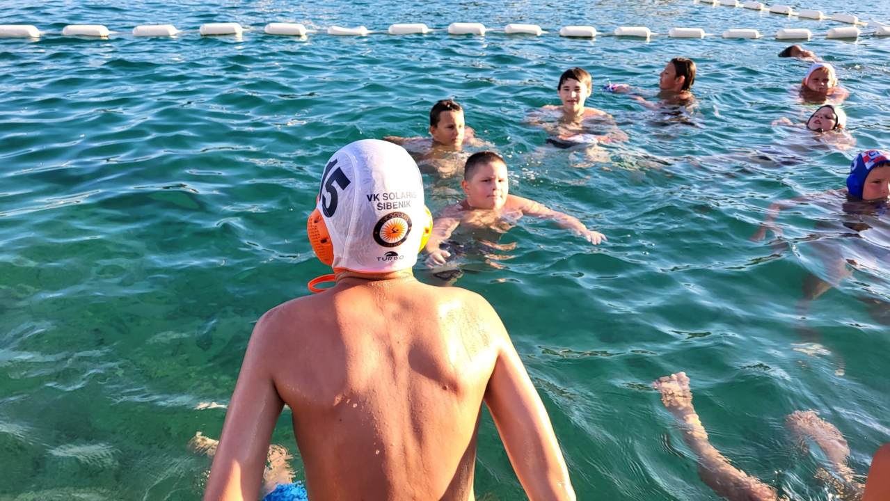 Povijesna utakmica za Prvić Luku: Kako je vaterpolo uzburkao usnulu valu...