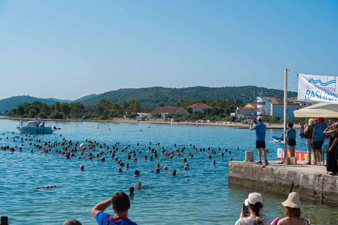 Na plivačkom maratonu u Raslini rekordnih 273 natjecatelja!