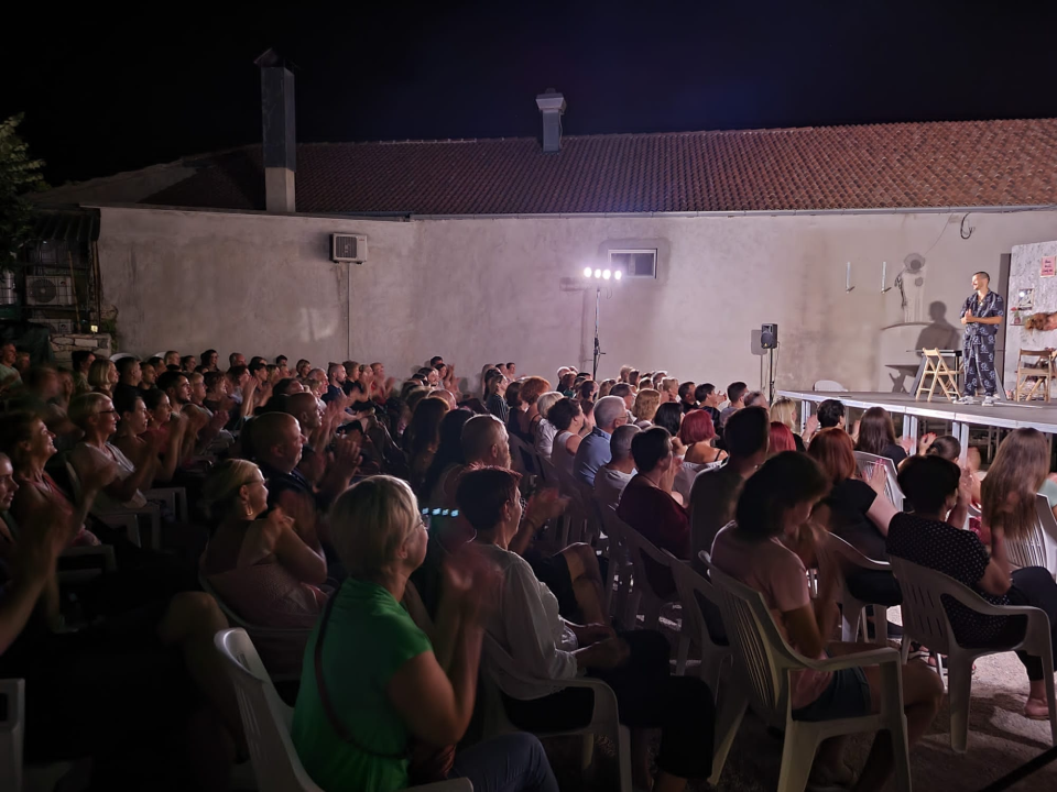U Skradinu održan kazališni festival 'Glumište pod murvom'
