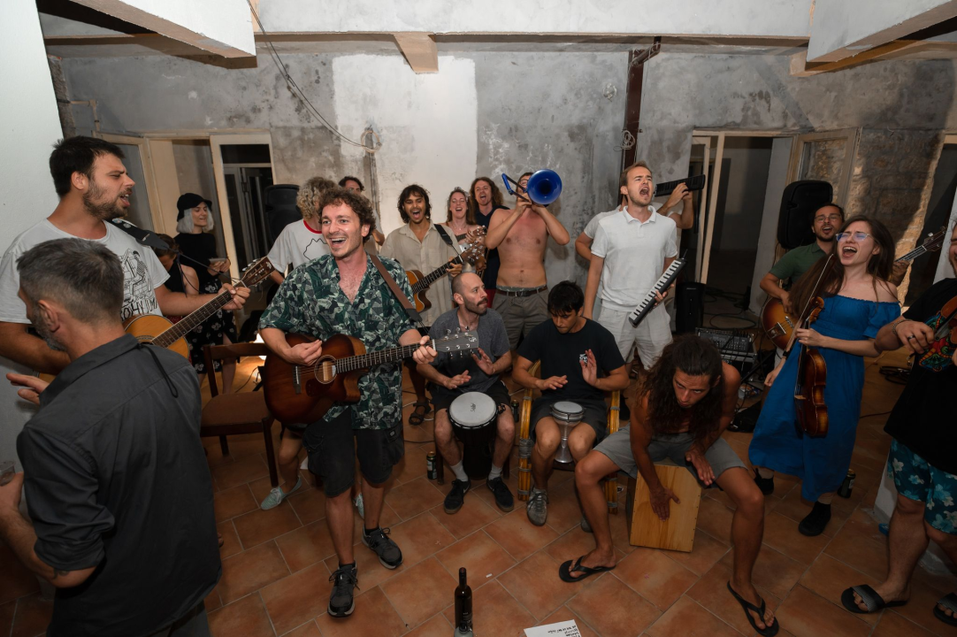 Zbog ove fotogalerije pokajat ćete se što niste otišli na Zlarin Street Music Festival!