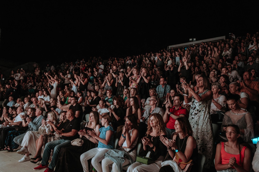 Spektakularan nastup Kibbutza na tvrđavi sv. Mihovila: Kruna kulturnog ljeta u Hrvatskoj