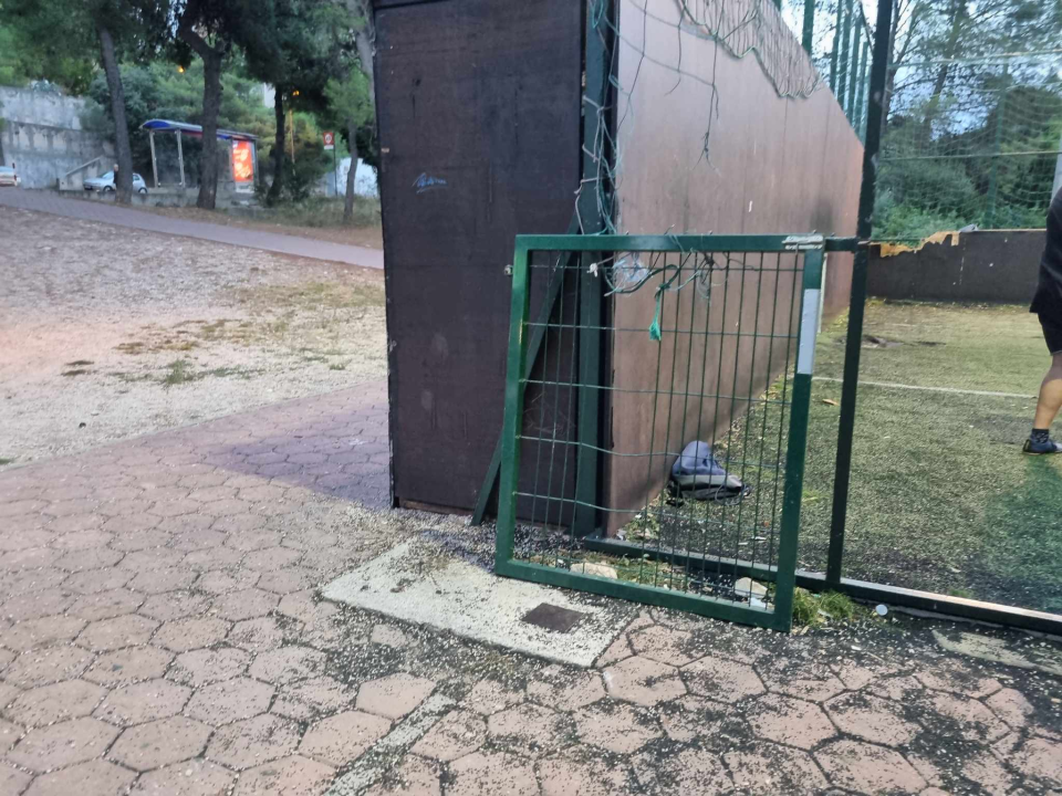 Nogometno igralište u Rasadniku devastirano, Grad o tome 'nije obaviješten'