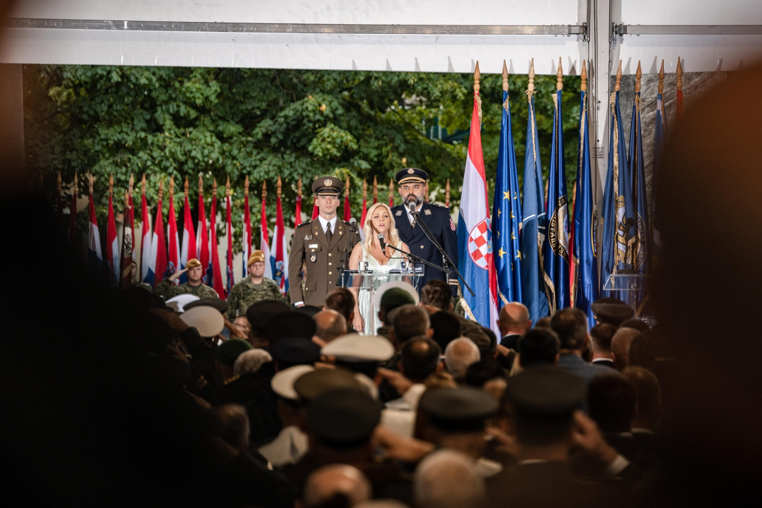 Pogledajte veliku fotogaleriju sa svečanog obilježavanja godišnjice Oluje