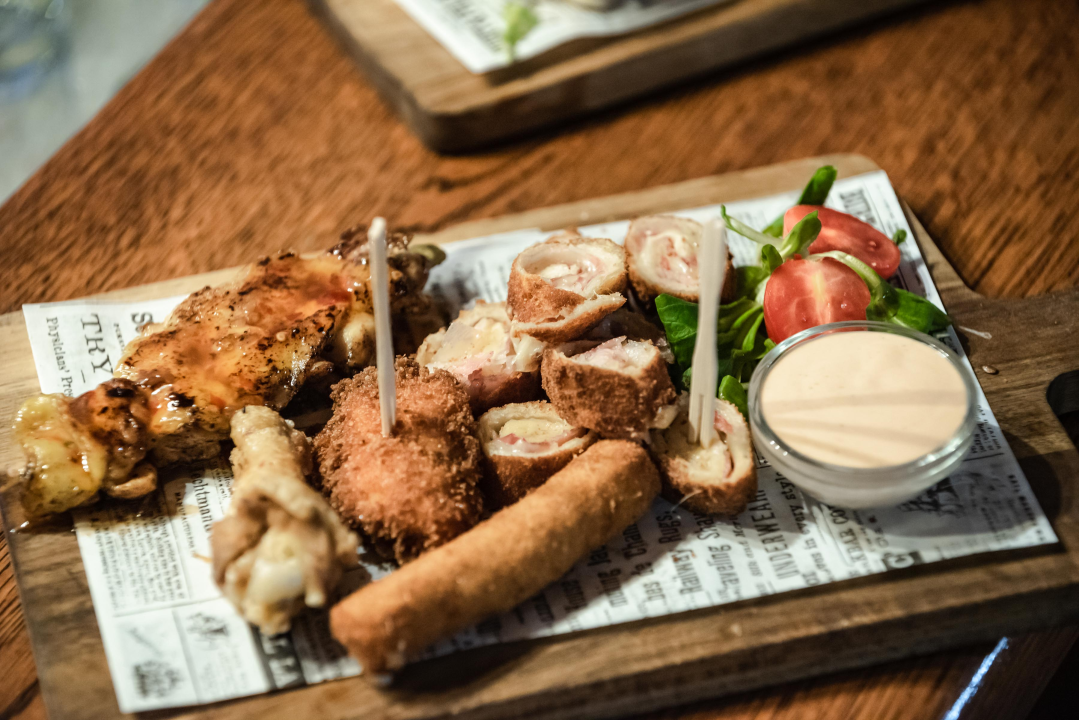 Rock'n'roll, finger food i kokteli: Stray Cat mjesto je koje morate posjetiti! 