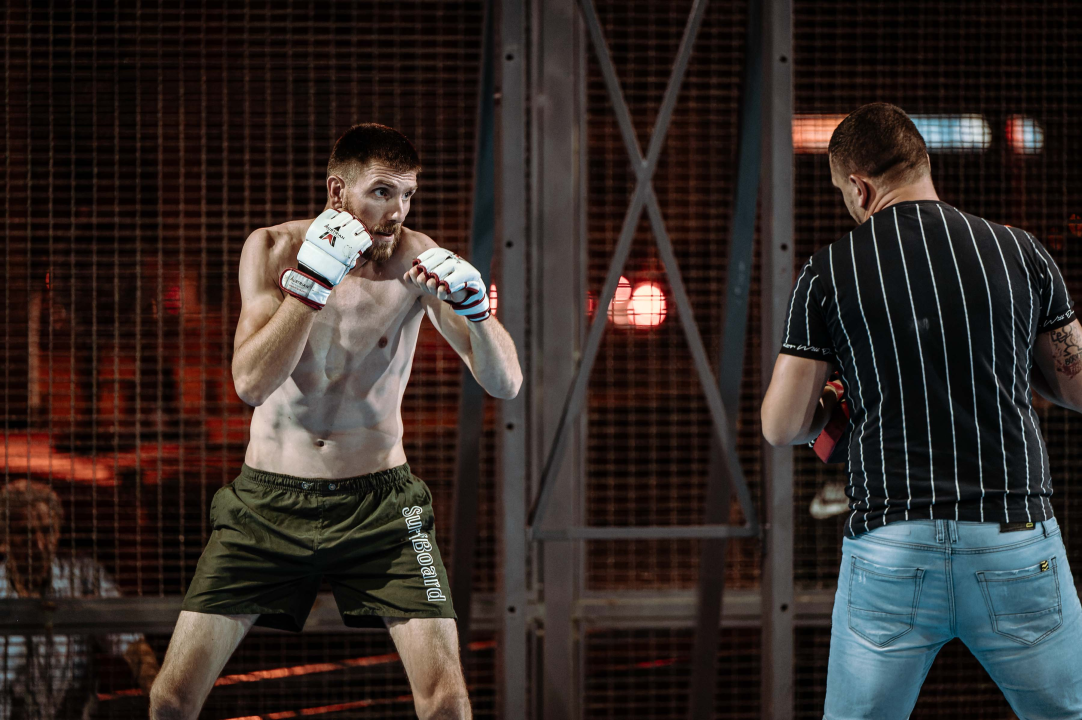 Funcuti bakljadom podržali Franu Vukovića na otvorenom treningu uoči borbe za naslov