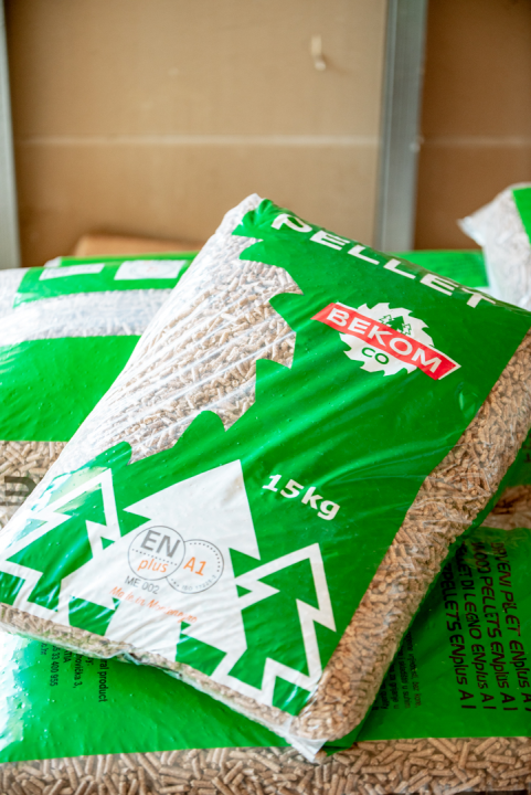 Pripremite se za zimu uz odlične popuste Vrcić drva!