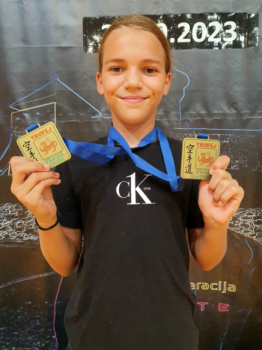 KK Okit Vodice opet najbolji: Iz Velike Kladuše se vratili sa 11 zlatnih medalja, tri srebrene i četiri brončane  