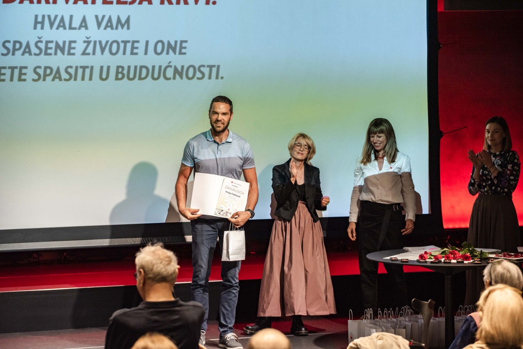 Svečanost Crvenog križa u Arsenu: 'Za krv se nikad neće naći adekvatna zamjena'