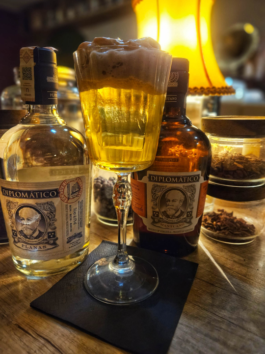 Vintage Bar spremio je nezaboravan program za jesenske dane!