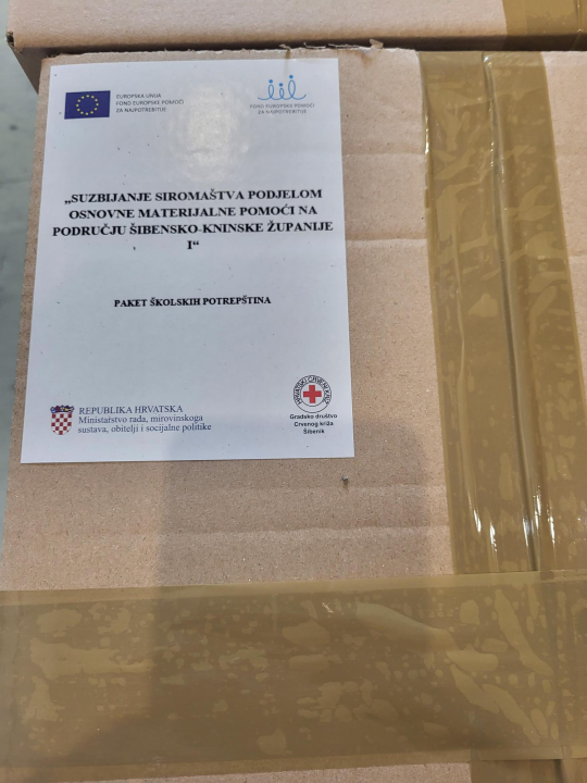 GDCK Šibenik počelo s podjelama školskog pribora za učenike osnovnih škola 