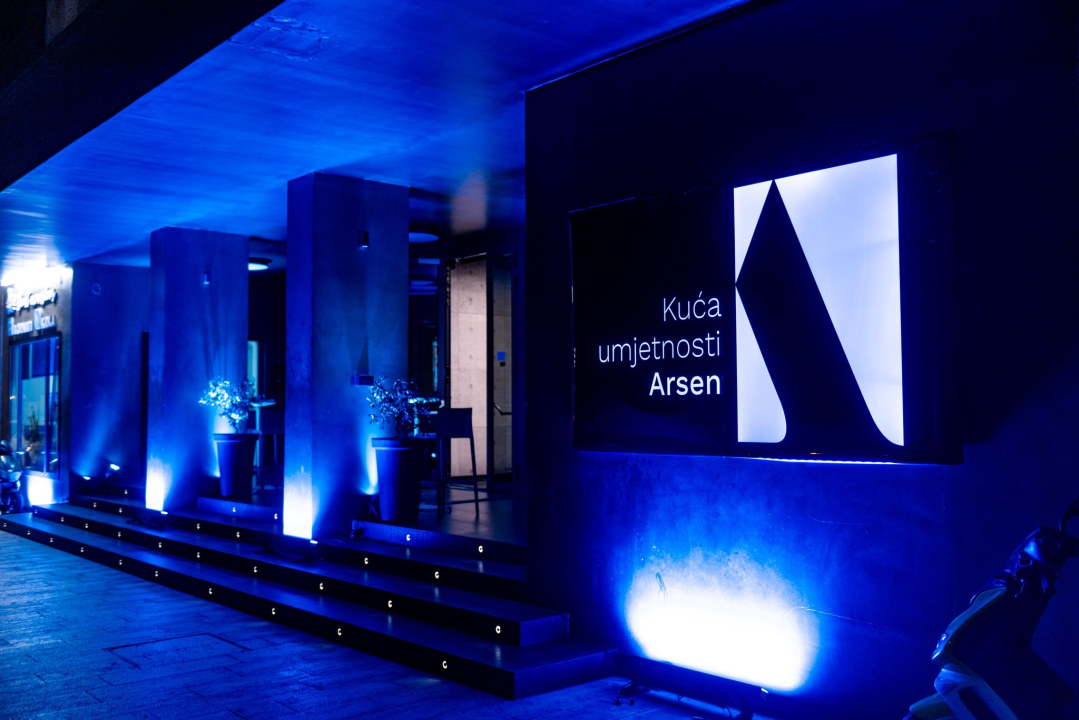 Katedrala i Arsen zasvijetlili u plavoj boji u povodu Svjetskog dana djece