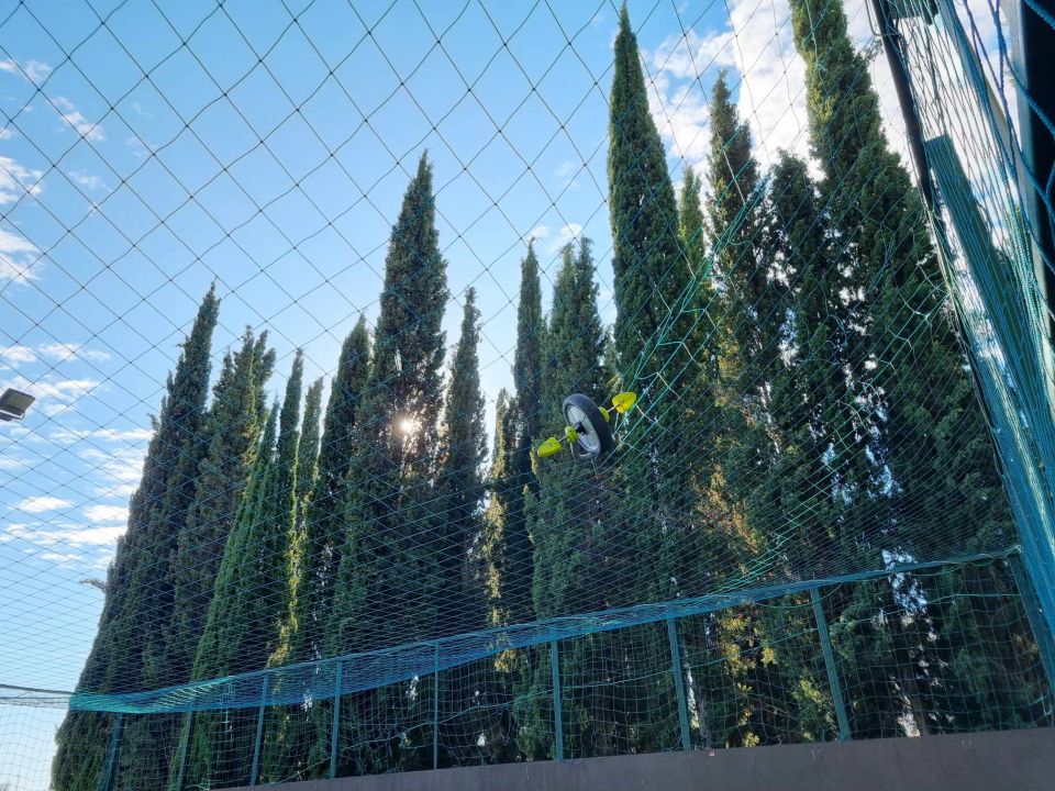 Obnova zvana čežnja: Nogometno igralište u Rasadniku se i dalje raspada