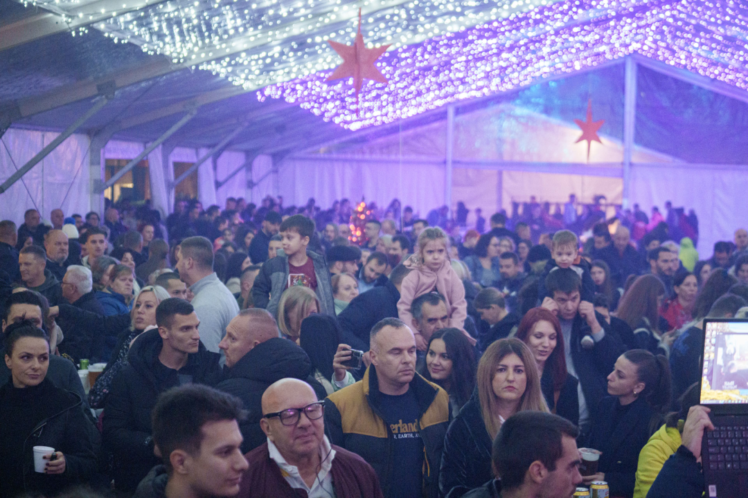 Koncertom Vatre otvoren Kraljevski advent u Kninu