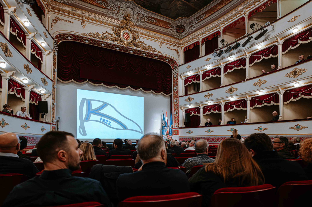 Veslači ušli u šibenski klub stogodišnjaka: ‘Svakog dana nešto za Krku’ 