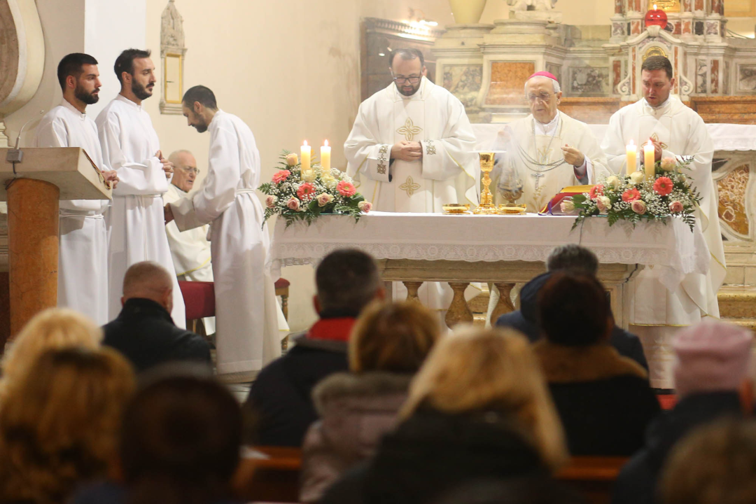 U sv. Frani proslavljena Svetkovina Bezgrješnog začeća Blažene Djevice Marije