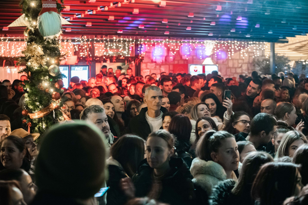 Iskoristite akciju i razveselite svoje bližnje poklon bonom u Asian Massage Studiju! 