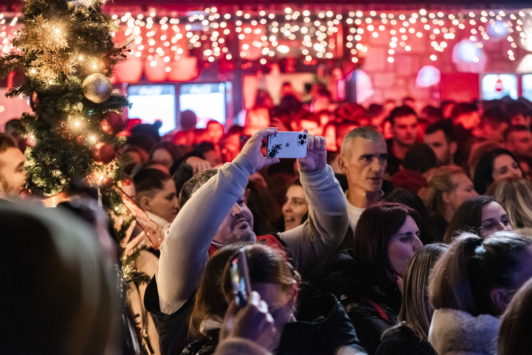Iskoristite akciju i razveselite svoje bližnje poklon bonom u Asian Massage Studiju! 