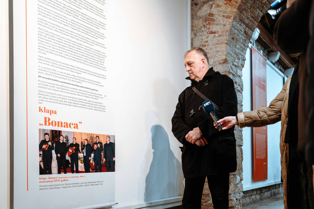  U Muzeju otvorena fenomenalna izložba ‘Važna je emocija, a ne note! Kazivanja o šibenskim klapama’
