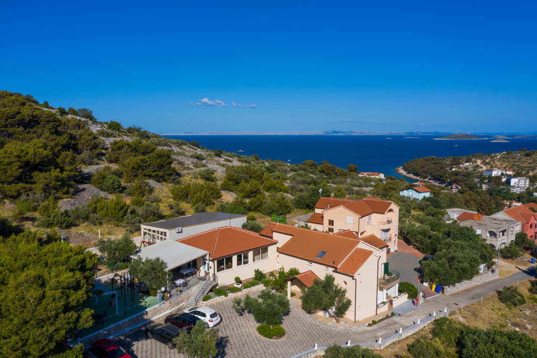 Obavite specijalistički pregled kod neurokirurga i vertebrologa prof.dr.sc. Gojka Buljata u Poliklinici Markov! 