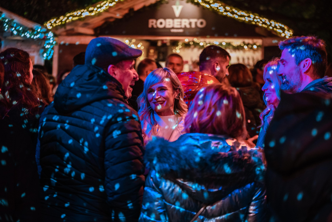 Disco Gimnazija u Parku proslavila 45. rođendan: Šibenčani uživali u starim hitovima  