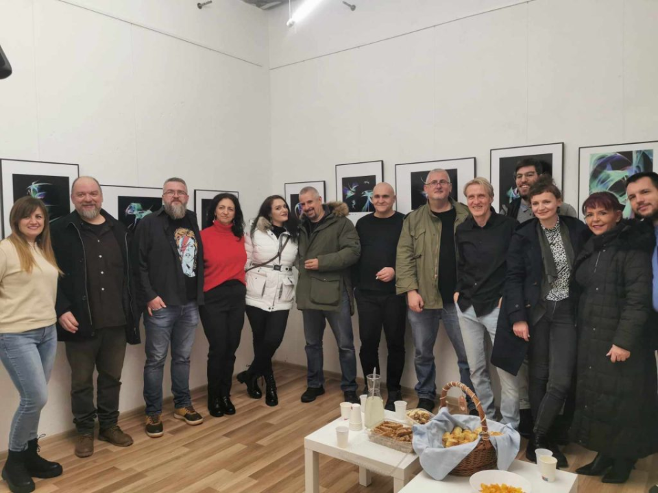 Originalnom izložbom Hoyka predstavio svoje kvantne životinje u Kninu