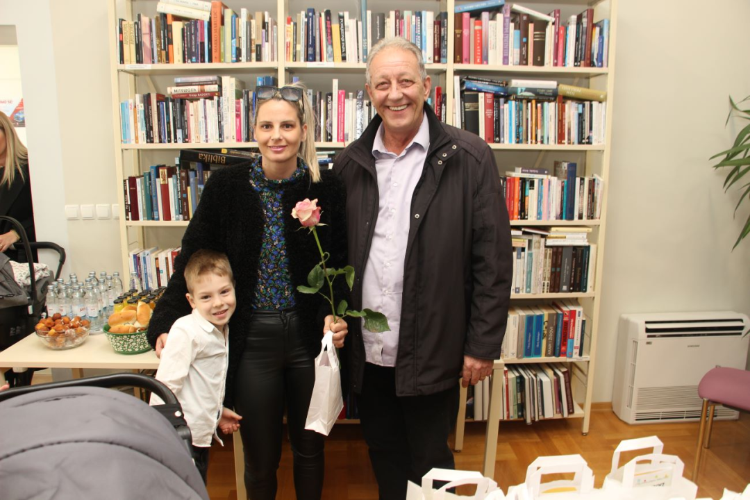 U Vodicama održano primanje roditelja novorođene djece: 'U posljednjih nekoliko mjeseci rođeno 38 djece'