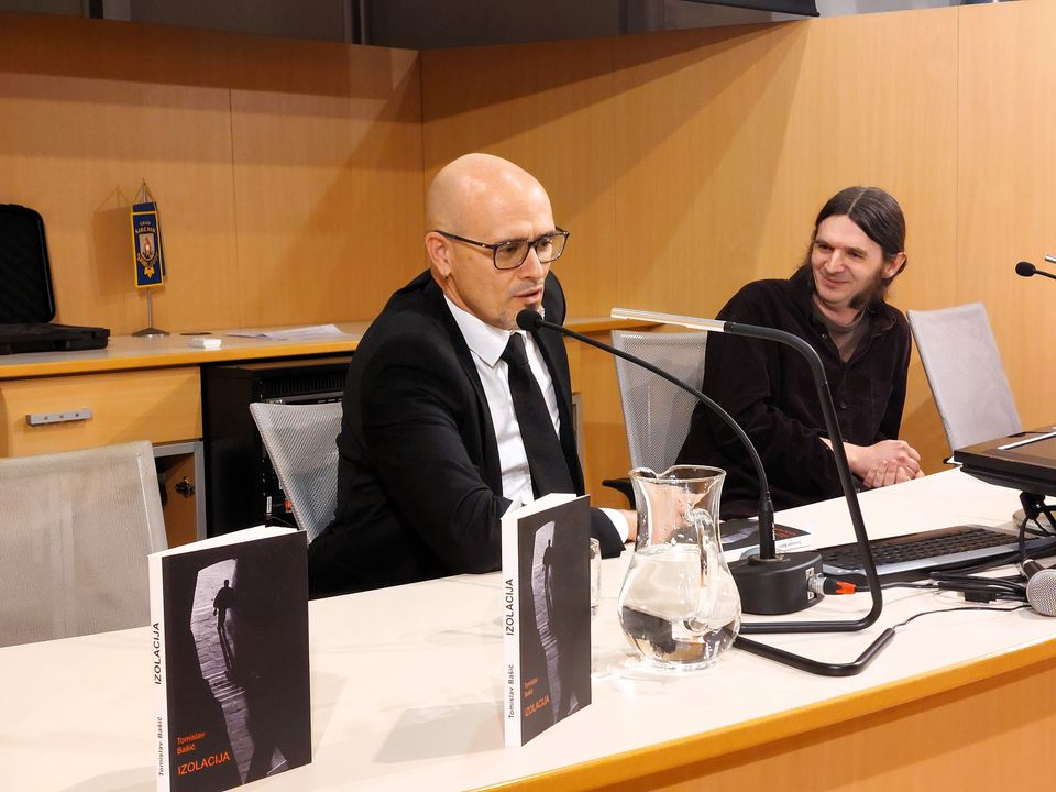 U knjižnici predstavljen roman Tomislava Bašića