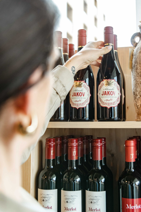 Hespo salon u Šibeniku slavi rođendan i časti dodatnim popustima!