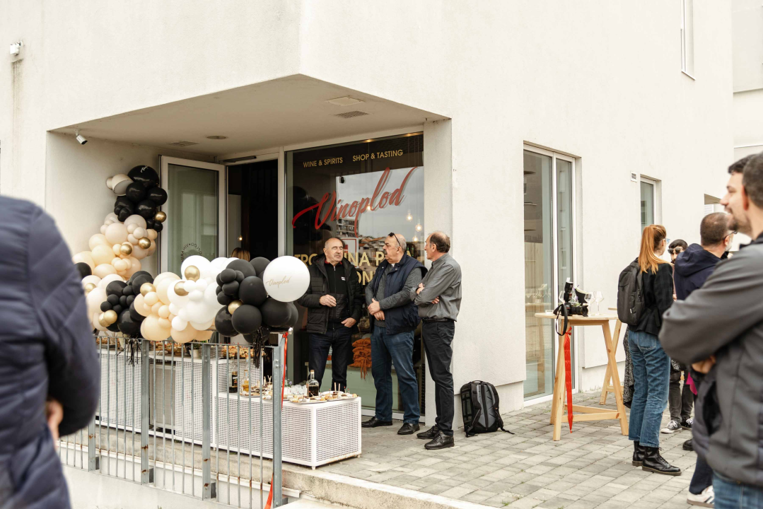 Posjetite novootvorenu trgovinu i kušaonicu Vinoplod Vinarije!