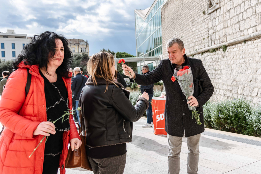 Restović: 'Žene su ravnopravne i zaslužuju puno više nego muškarci u ovom društvu' 