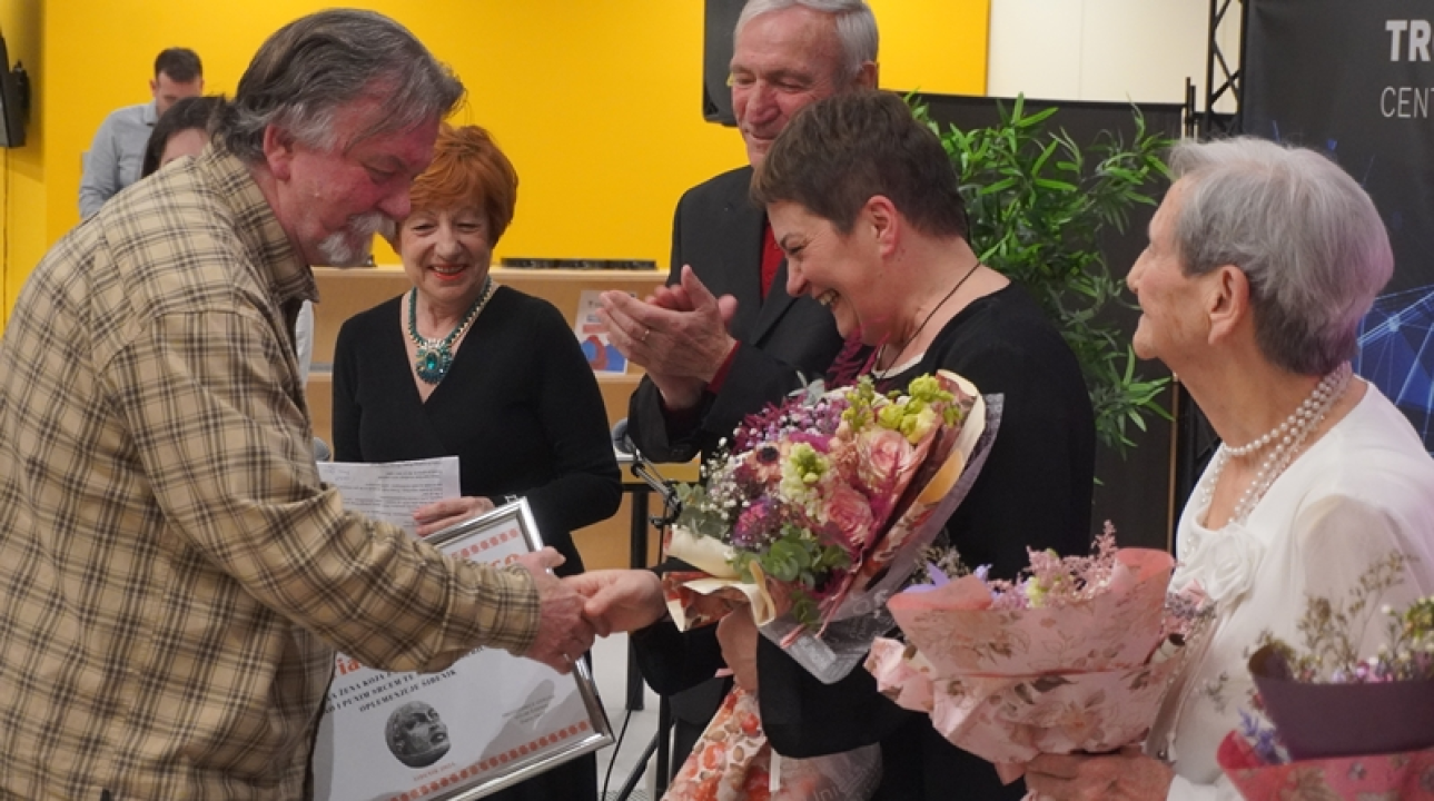 Oriana Kunčić nova je Šibenska grandeca: Vlatka Komadina dobila priznanje za životno djelo