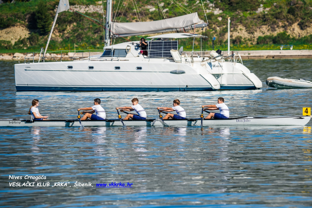 Veslači i veslačice Krke na Kupu Dalmacije osvojili 17 medalja