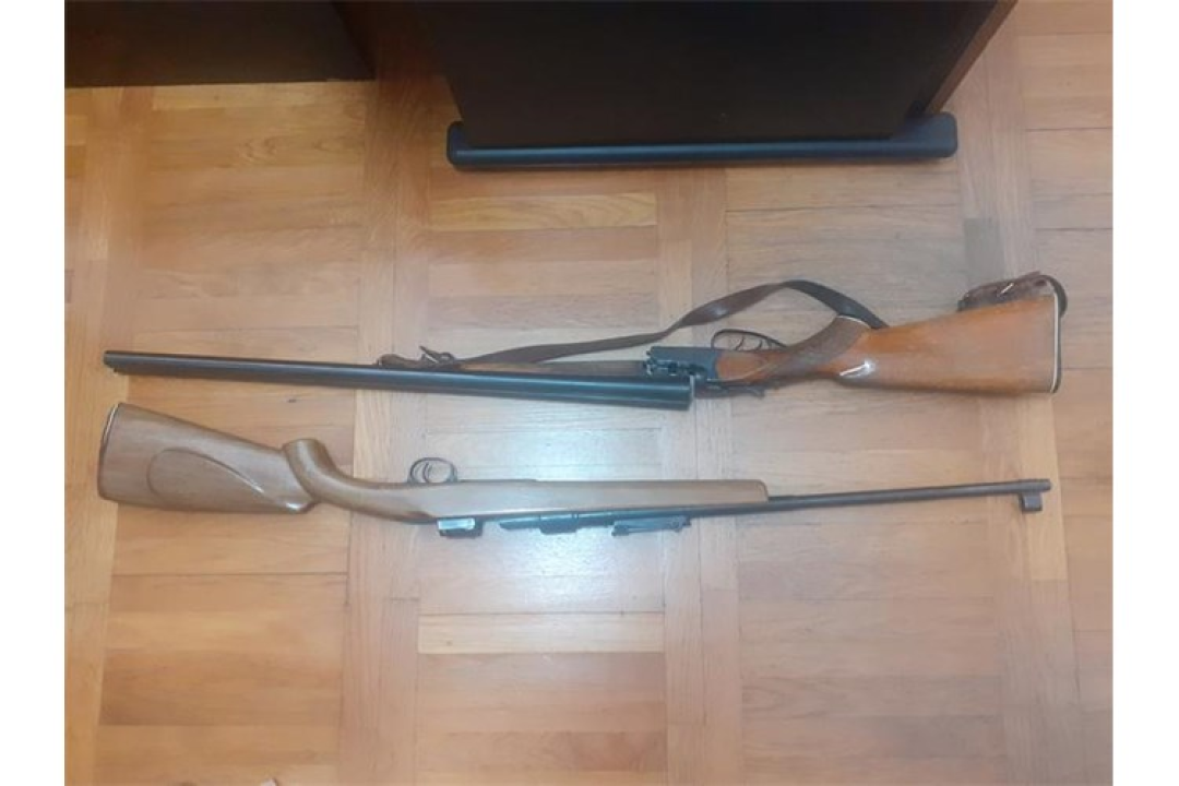 Trojici muškaraca iz okolice Drniša pronađen arsenal oružja, streljiva i eksploziva