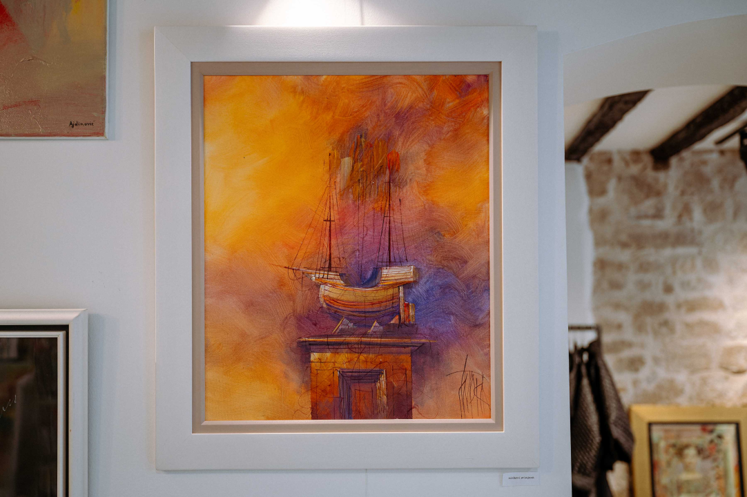 Proljeće u Galeriju Juraj Dalmatinac donosi nove kolekcije odjeće i popust na umjetnine 