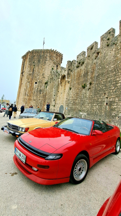 Uskršnji doručak u Rogoznici uveličali i oldtimeri