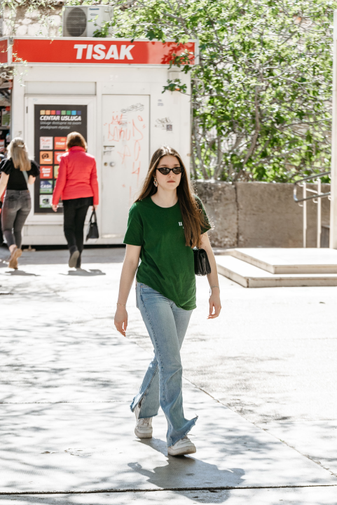 Kožne jakne i šareni sakoi: Evo što su dame iz Đira nosile ovih dana!