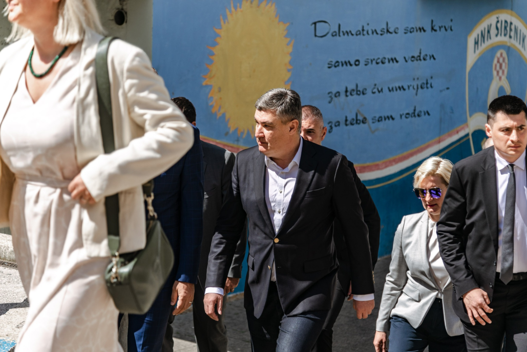 Zoran Milanović u Industrijsko-obrtničkoj školi: 'Slične škole u Zagrebu izgledaju otužno, kao olupine'