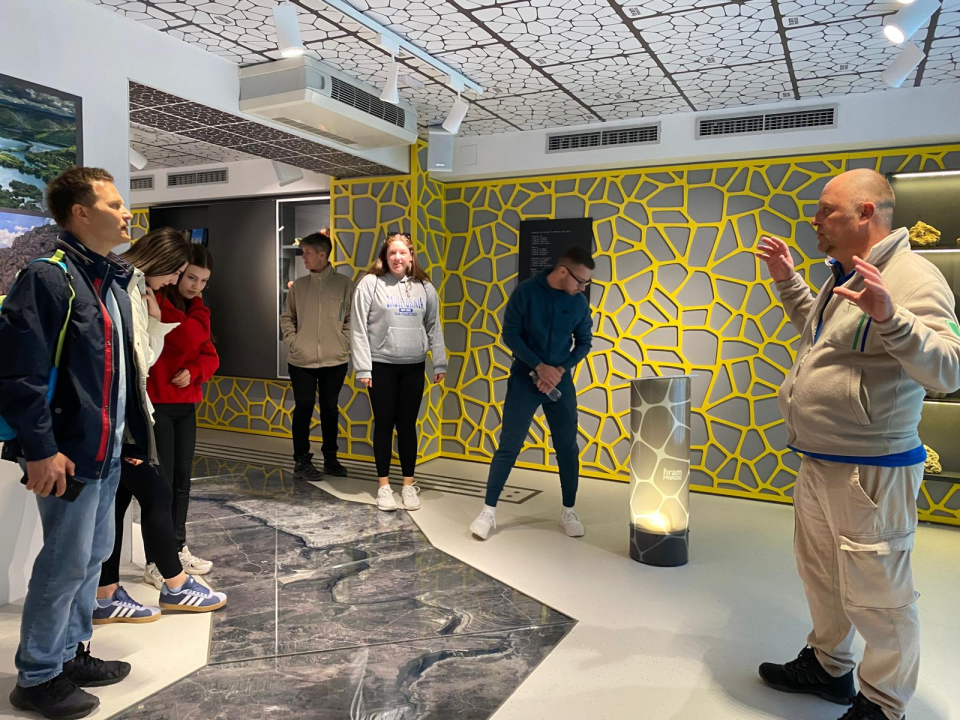 Studenti Turističkog menadžmenta VUŠ-a na terenskoj nastavi u NP Krka