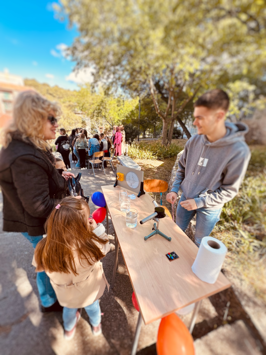 Djeca iz vrtića Kućica na Festivalu znanosti 