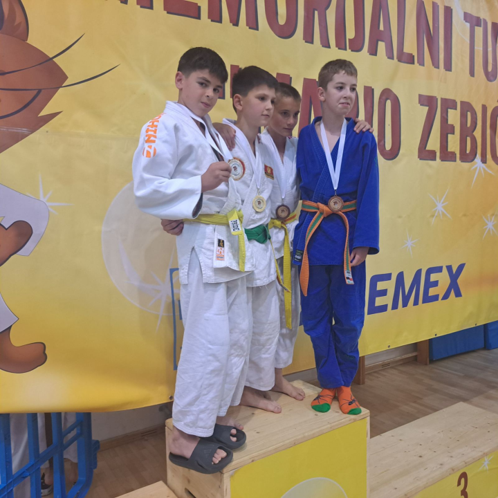Članovi Judo kluba Šibenik na turniru u Kaštel Sućurcu osvojili četiri medalje  
