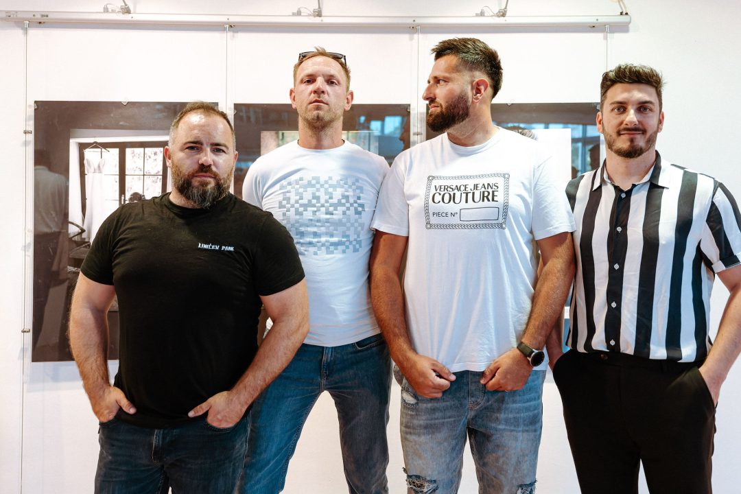 U knjižnici otvorena izložba 'Izađi mala' Sanje Dugandžić