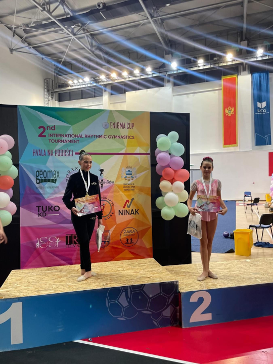 Šibenske gimnastičarke u Podgorici: Zlato za Milošević i Grozdanić, srebro za Osmić